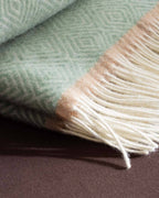 Wool throw blanket VENEZIA Mint