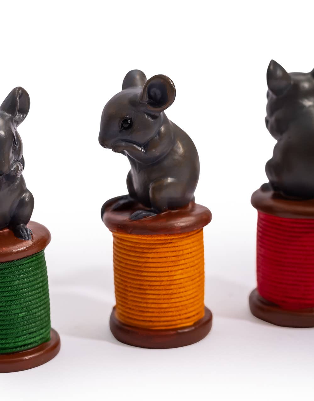 Assorted Set Of 4 Mice On Classic Colour Cotton Reels